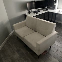 Love Seat 