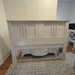 Queen Headboard - Wayfair, Wood, White (Great Condition)