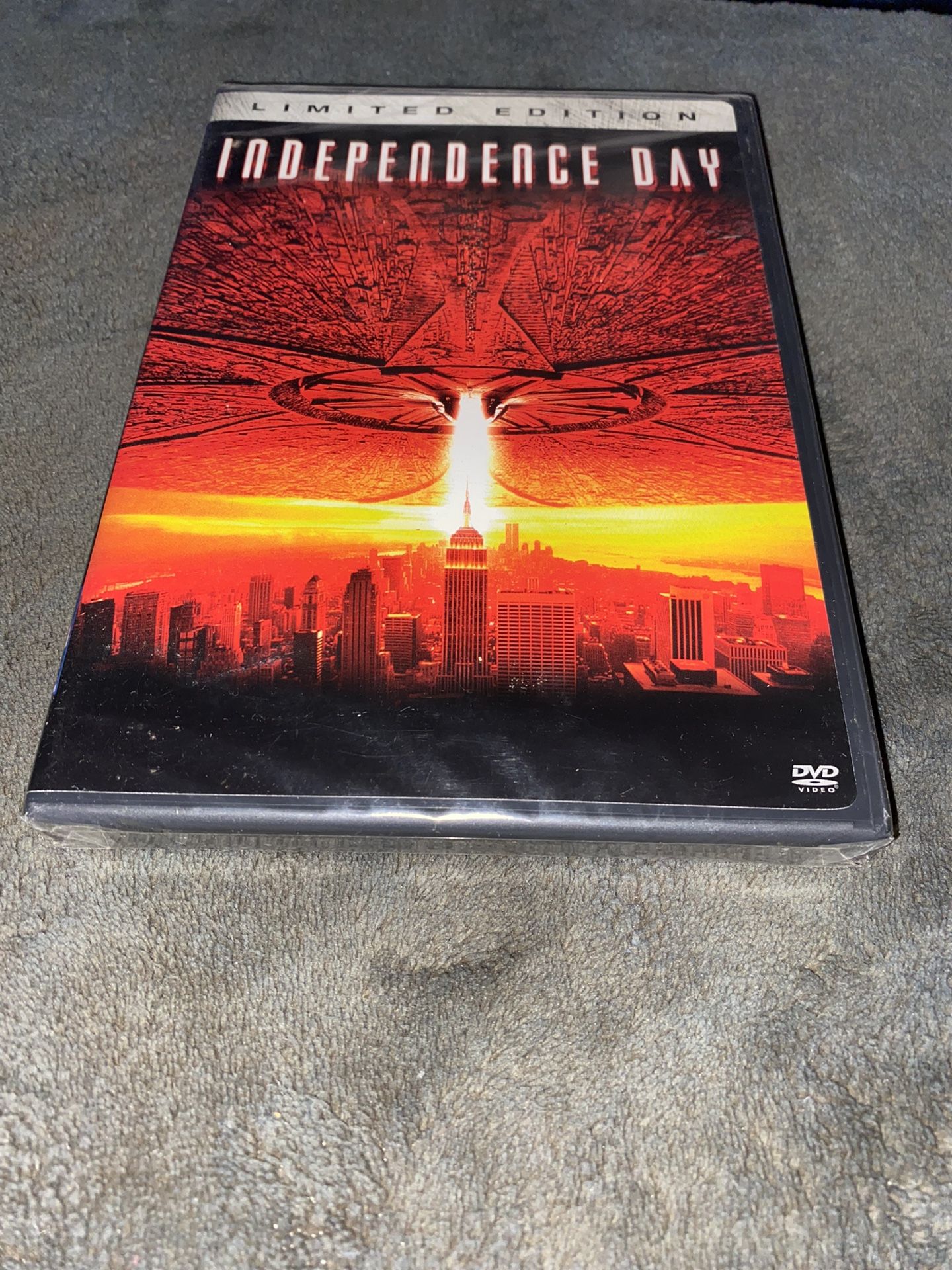 Independence Day DVD. New.