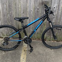 trek 820