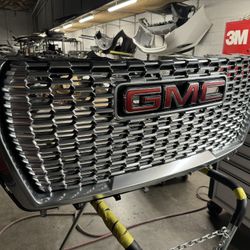 2022 Gmc Denali Grille