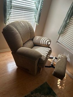 La-Z-Boy Recliner