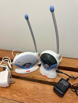 Vintage Fisher-Price Nursery Monitor Set B9636 / B9637 (Transmitter & Receiver with Power Adapters) – Tested & Working