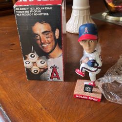 Nolan Ryan Bobble head 