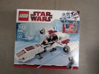 Lego Star Wars 8085 Freeco Speeder
(Sealed)