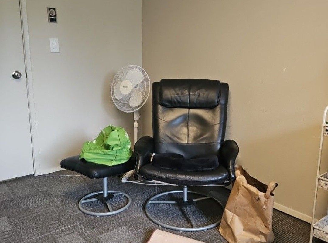 Pleather Recliner Comfortable Chairs With Stools. 60$ For All