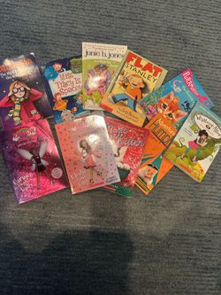 CHILDREN'S LOT OF BOOKS