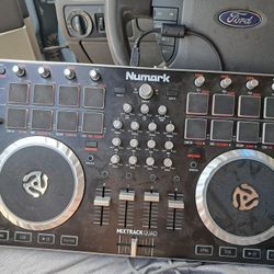 Dj
