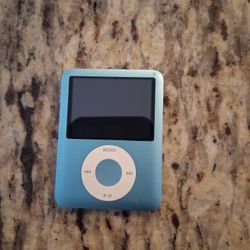 Apple iPod Nano 3rd Generation BLUE 8GB