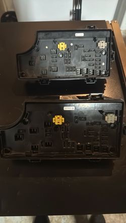 Chrysler 346AE Fuse Box Module