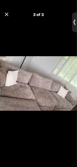 Like new cloud couch