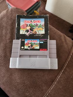 Monopoly.
Game for super nintendo