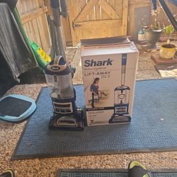 Shark Navigator Vacuum 