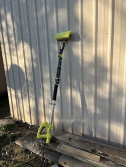 Ryobi Telescoping Power Scrubber