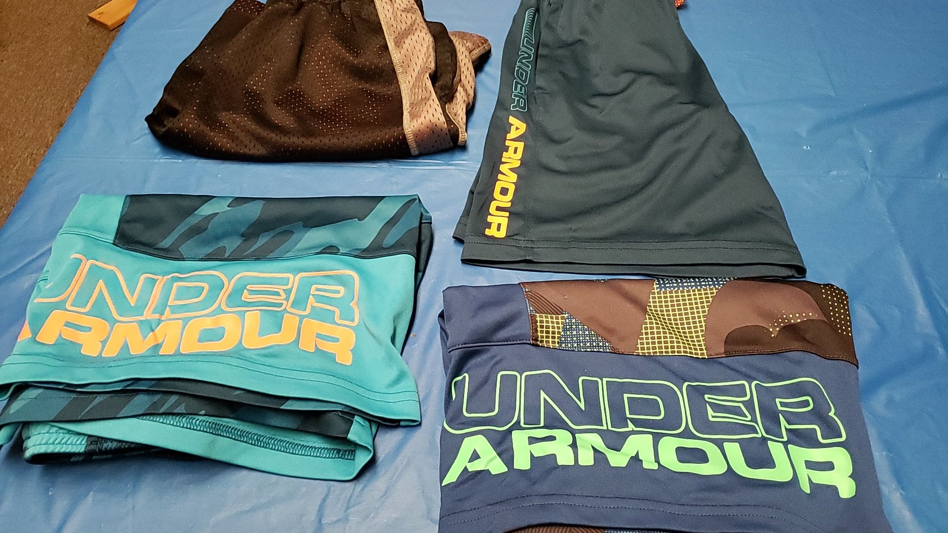 Boys shorts mostly under armour size youth small