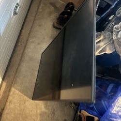 A bunch of random TVS. some nice. OBO