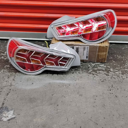 For 2013-2021 BRZ/FR-S/86 Sequential LED Arrow Tail Brake Light Amber Signal Chrome