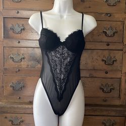 Woman’s Black Lace Teddy Bodysuit Size Small By Forever 21 New 
