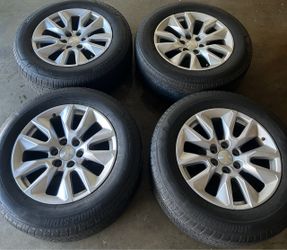 Set of 4 Chevy Silverado 20”OEM rims wheels tires tahoe suburban GMC sierra Yukon Denali