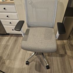 kimball joya office/ task chair fully loaded aeron like brand new