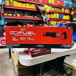 Milwaukee M18 FUEL 18V Lithium-Ion Brushless Cordless Super SAWZALL Orbital Reciprocating Saw (Tool-Only) 1.0k