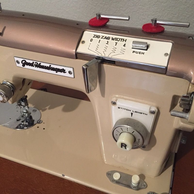 Vintage Super Deluxe Zig Zag Good Housekeeper Sewing Machine for Sale in Fort Worth, TX OfferUp