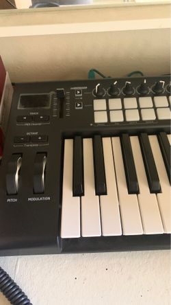 Novation launchkey 25 mini