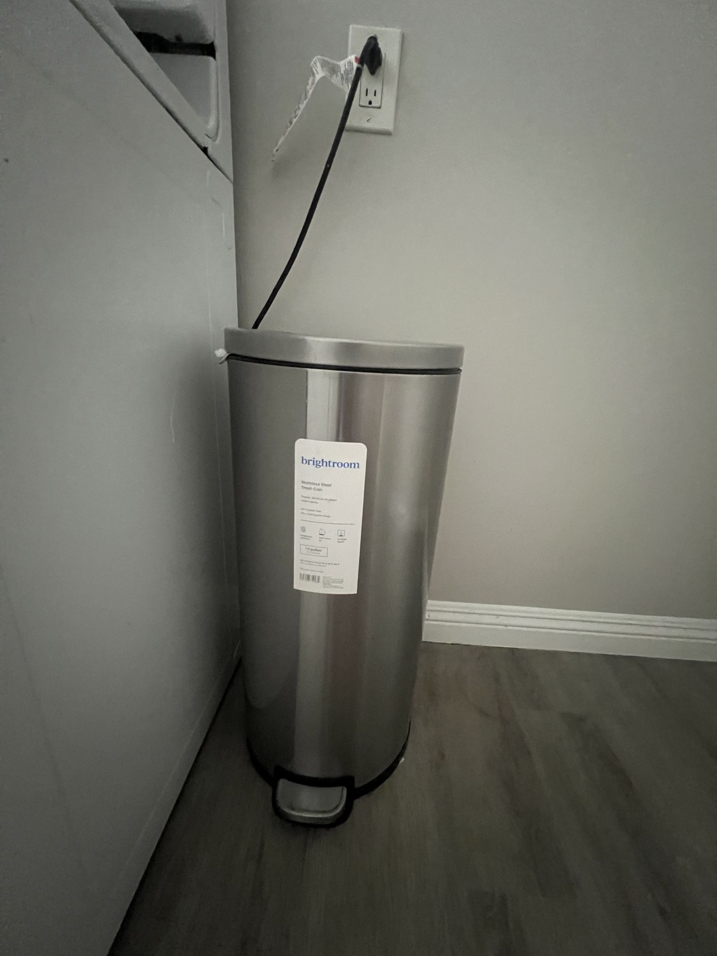 Kitchen Trash Can