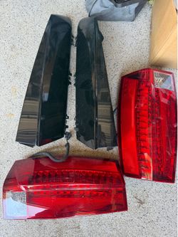 Cadillac Escalade Taillights 07-13