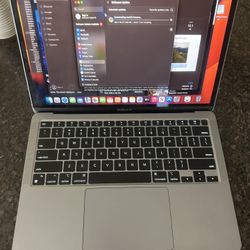 2020-2023 MacBook Air 13 Inch M1 8GB 256GB 21 Cycles Only 