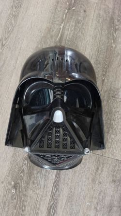 STAR WARS “ Darth Vader” Adult Mask with Voice Changer