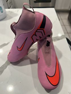 Cleats & Shin Guards Bundle