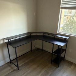 L shaped desk W/Power Adapter & usb port