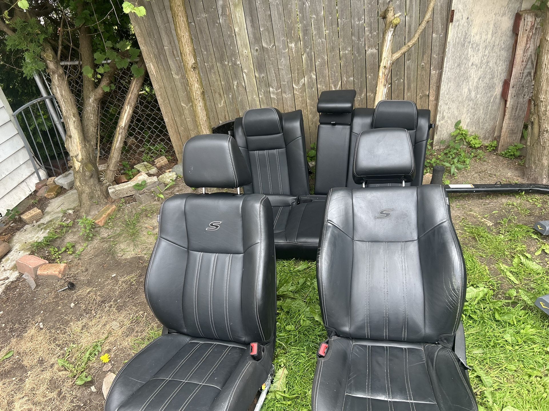 300s Seats