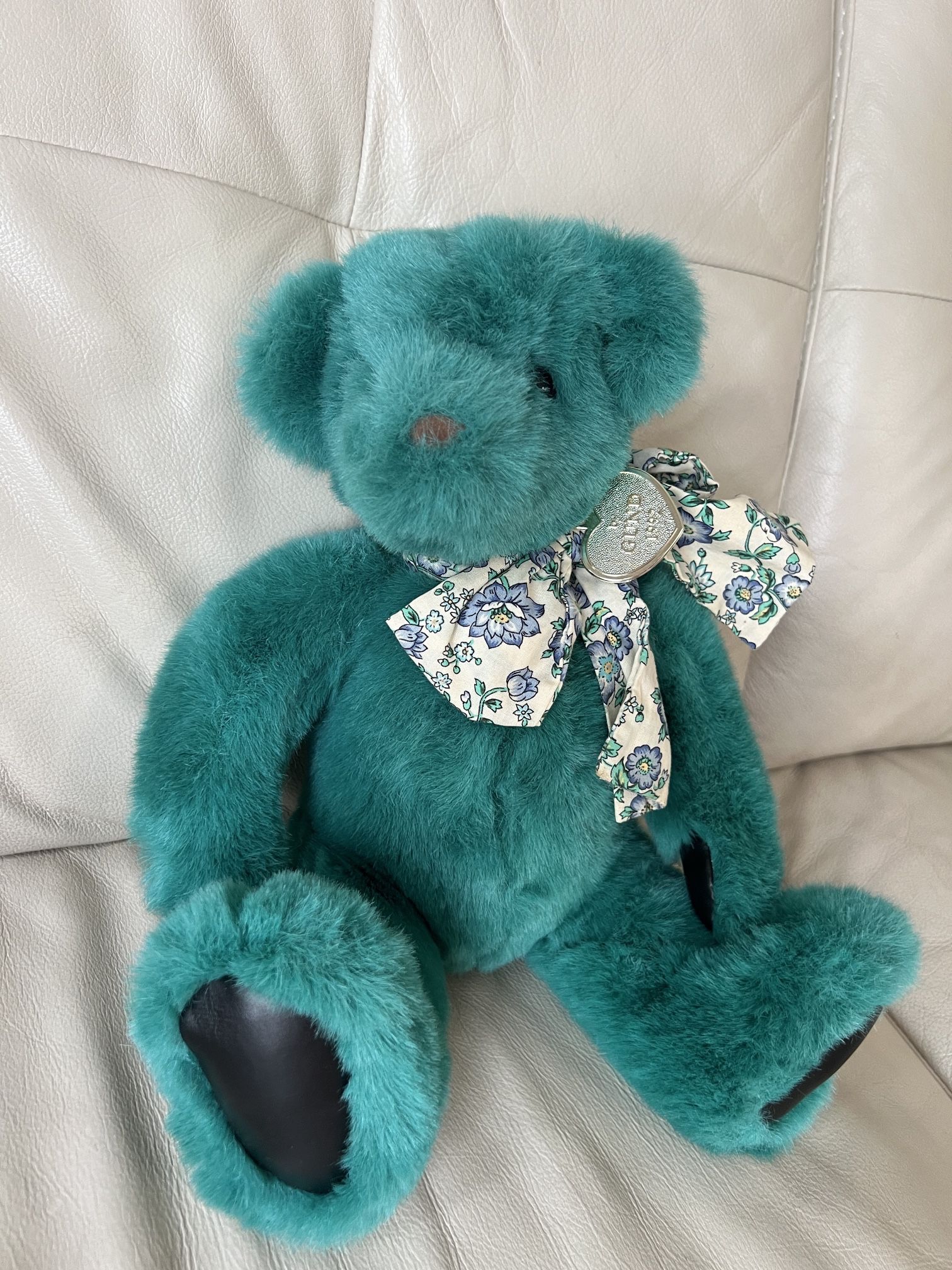 1992 Victoria's Secret Plush Teal Green Teddy Bear by Gund 11" Sitting