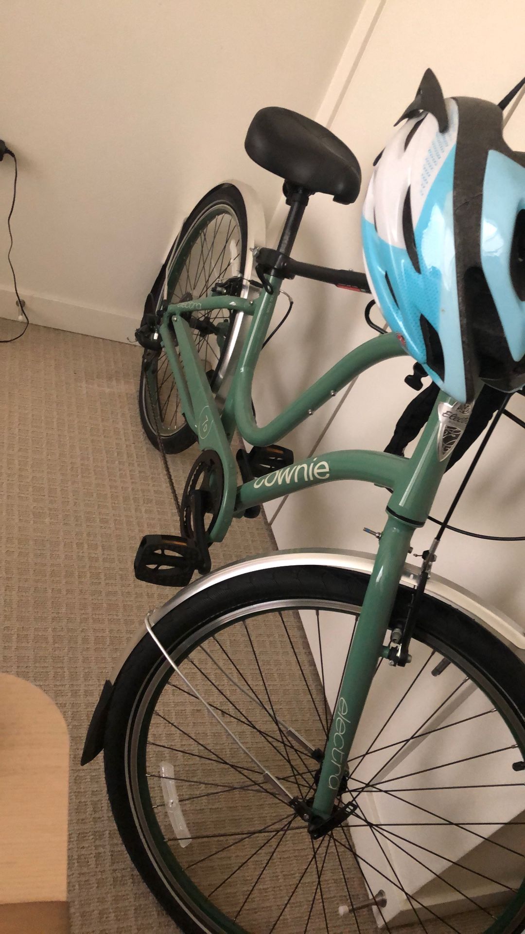 REI - cruiser bike