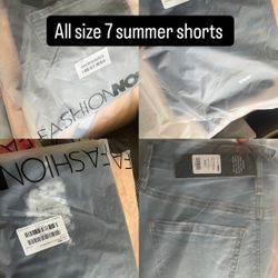 6 Female Fashion Nova Jean Shorts Size 7