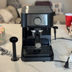 Delonghi Stilosa Espresso Machine