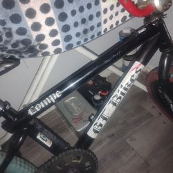 GT bike 20 in 3 piece crank over size axcel