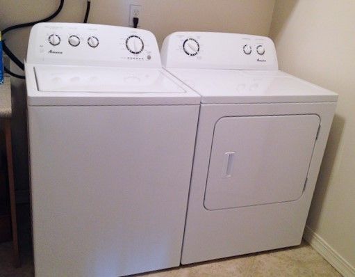 GE Washer Dryer Laundry Set