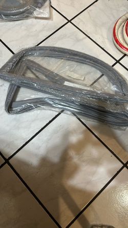 (contact info removed)6-00 Traulsen Gasket Offset 1/2D 132D Easy C Genuine OEM TR(contact info removed)6-00