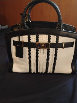 Women's Accessories