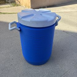 Water Container 