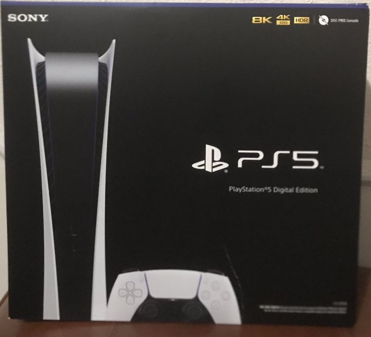 BRAND NEW SONY PLAYSTATION 5 DIGITAL EDITION CONSOLE - IN HAND.