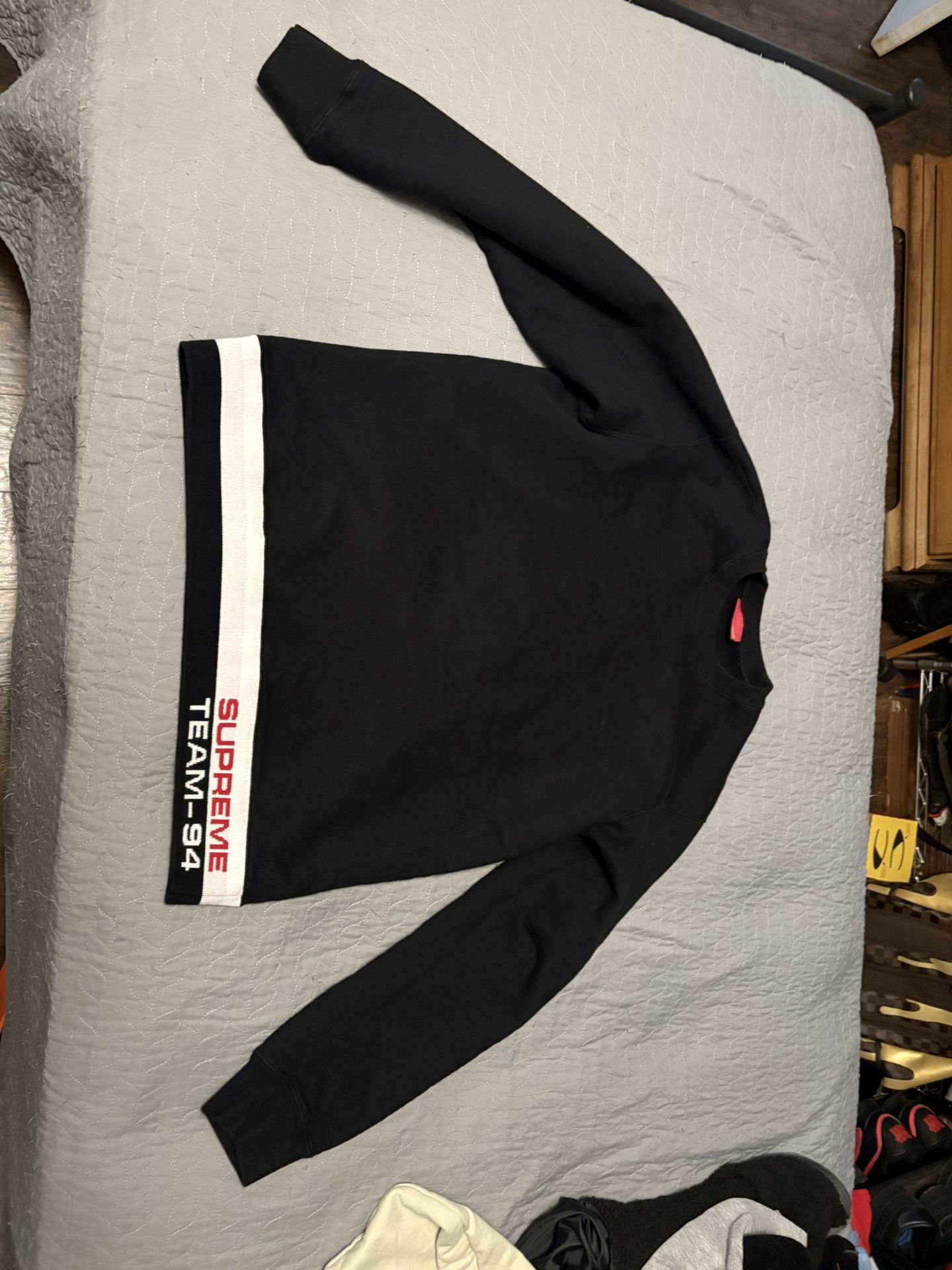 Supreme Sweater