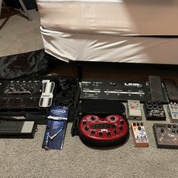 Guitar Pedals And Boards
