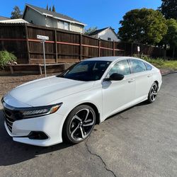 2022 Honda Accord 15 Sedan