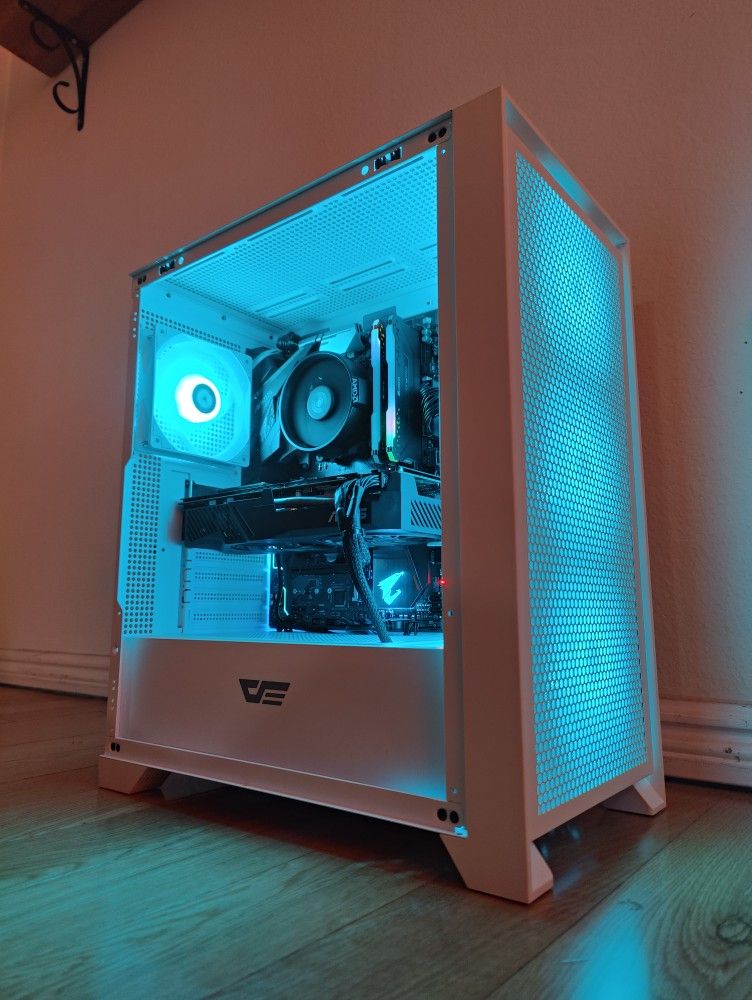 Stunning AMD Gaming PC: Ryzen 5 + RX 5700 8GB / RTX 3070ti + 32gb DDR4