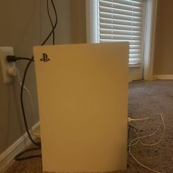 PS5 | Comes With all cords & controller | Works Perfectly fine | Comes With NBA 2k26 And other Games
