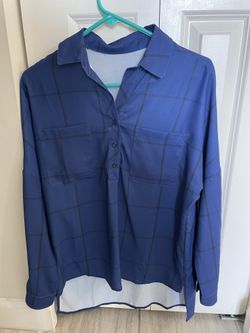 Ladies Plaid Top Size Small 